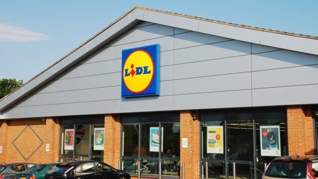 exterior-branch-german-supermarket-chain-1068918518.jpg