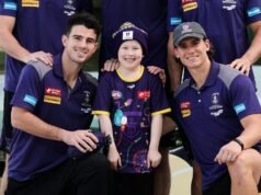 2026 Starlight Purple Haze Game: a bravura da sobrevivente do câncer Paige McKee, de 7 anos, é o centro das atenções no jogo Dockers
