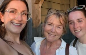 Fern Britton compartilhou uma foto muito rara com suas duas filhas mais velhas por ocasião de seu aniversário de 69 anos
