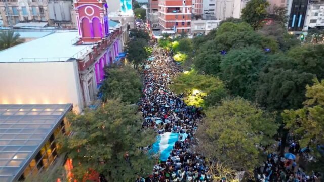 festejos-plaza-libertad-559703-214347.jpg