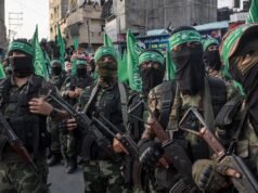 Hamas dissolve conselho governante de Gaza, mas ainda armado Críticos dizem