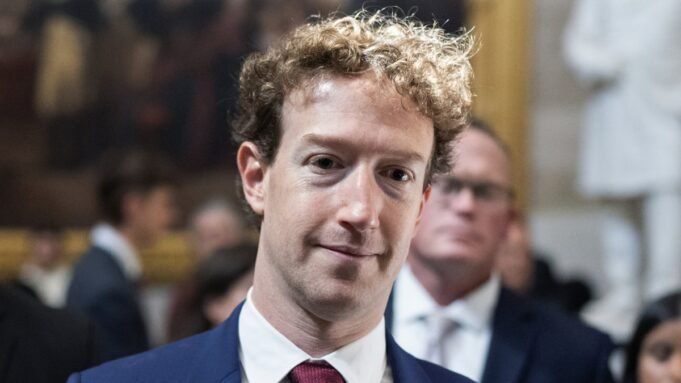 Mark Zuckerberg admite que a reestruturação da IA não é tão boa, diz um relatório Mark Zuckerberg admite que a reestruturação da IA não é tão boa, diz um relatório