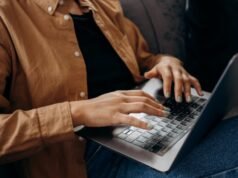 Antes de comprar um novo laptop, experimente esta atualização do Windows 11 Pro de US $ 10