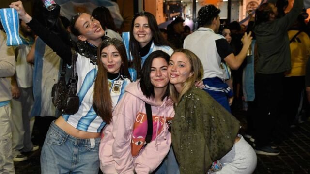hinchas-santiago-560164-221550.jpg