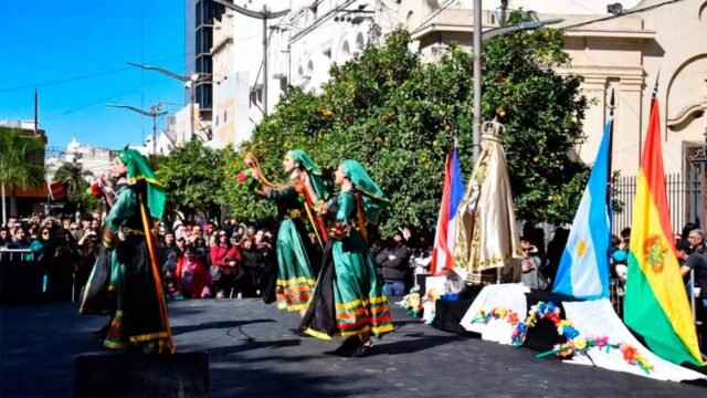 homenaje-folclorico-559138-202135.jpg