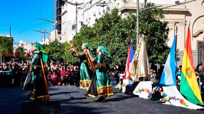 O município organizará neste sábado uma homenagem folclórica latino-americana à Virgem Carmen O município organizará neste sábado uma homenagem folclórica latino-americana à Virgem Carmen