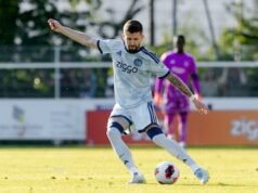 Prepare-se para a Premier League | Ajax não avança para a segunda divisão alemã Emprestado Feyenoorder tem conversa ‘clara’ com Van Bronkhorst