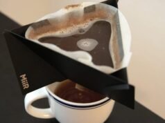 Esta cafeteira inspirada em origami é a melhor cervejaria de acampamento. IDADE
