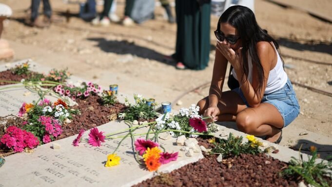 Crianças israelenses enfrentam o trauma da guerra e da ansiedade durante as férias de verão Crianças israelenses enfrentam o trauma da guerra e da ansiedade durante as férias de verão