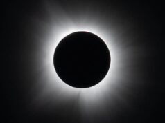 A atmosfera do Sol é mais quente que sua superfície. Os cientistas podem finalmente saber porquê