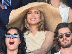 O chapéu de abas largas de Jennifer Lopez em Wimbledon causou reação nas redes sociais