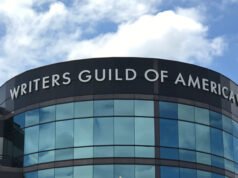A WGA também fez com que a Paramount bloqueasse a Warner Bros.