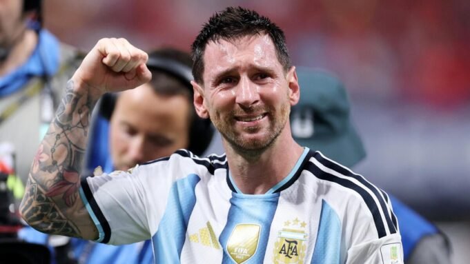 Lionel Messi levou a Argentina a uma recuperação impressionante na Copa do Mundo; LeBron James está cada vez mais perto de uma decisão