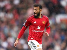 Milan assiste à estrela do Manchester United e mais laterais