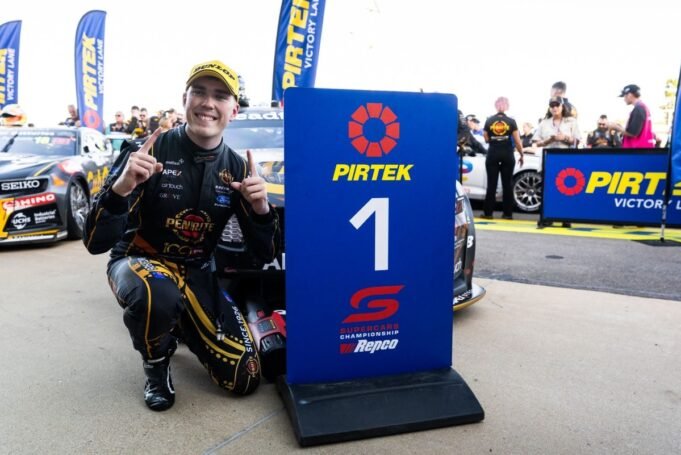 Supercarros Townsville: Payne domina a segunda corrida Supercarros Townsville: Payne domina a segunda corrida