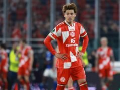 O técnico do Mainz responde publicamente ao Liverpool enquanto o chefe do Anfield planeja a mudança de Sano