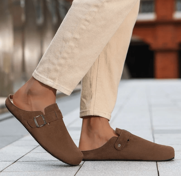naturcontact-men-barefoot-clog.png
