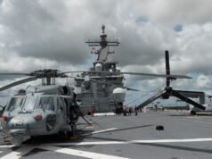 Marinha suspende busca por marinheiro desaparecido após queda de helicóptero no Mar da Arábia
