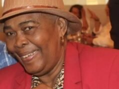 O corpo de uma mãe foi mantido na gaveta de um agente funerário por QUATRO anos, enquanto seus filhos travavam uma batalha de £ 59 mil por causa de seu funeral.