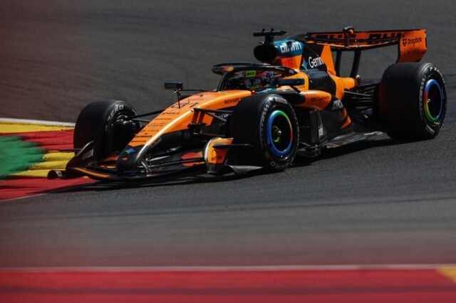 oscar-piastri-mclaren-3.jpg