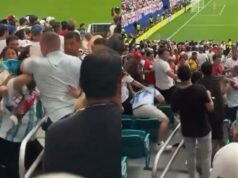 Caos nas arquibancadas: já começou a semifinal entre Argentina e Inglaterra