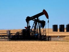Petróleo subiu devido às tensões no Médio Oriente e atualmente está acima dos 85 dólares
