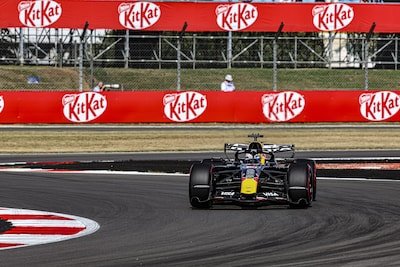 photo-by-ipa-abacapress-com86397857-3-max-verstappen-ned-oracle-red-bull-racing-red-bull-rb22-red-bu.jpeg