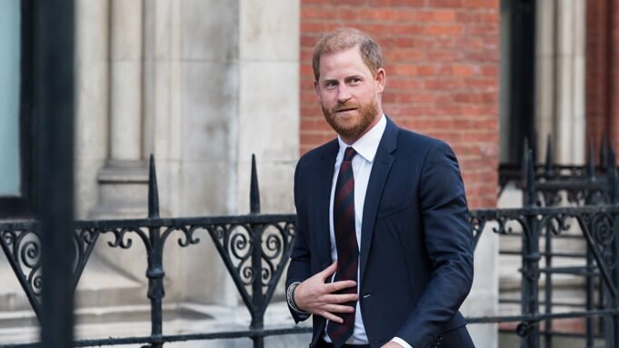 Turnê de Harry e Meghan no Reino Unido está no limbo por causa de disputa de segurança Turnê de Harry e Meghan no Reino Unido está no limbo por causa de disputa de segurança