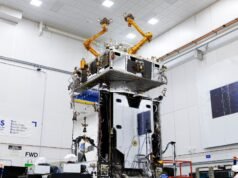Veja a SpaceX lançar hoje em órbita uma espaçonave privada de manutenção de satélite