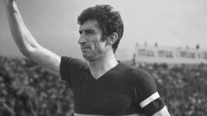 Faleceu Antonio Ubaldo Rattín, a “alma do Boca” e lenda da seleção argentina Faleceu Antonio Ubaldo Rattín, a “alma do Boca” e lenda da seleção argentina