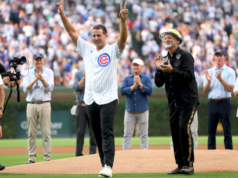 ASSISTIR: Anthony Rizzo pega o homer do Cubs Michael Busch na arquibancada direita do Wrigley Field