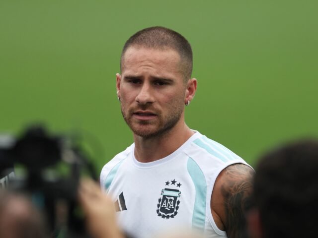 rmSCpdrq3_2000x1500__1.jpg