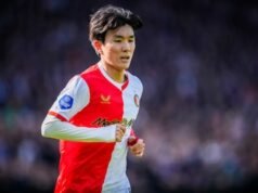 Feyenoord libera Hwang Inbom para Portugal. Clube Farioli anuncia taxa de transferência