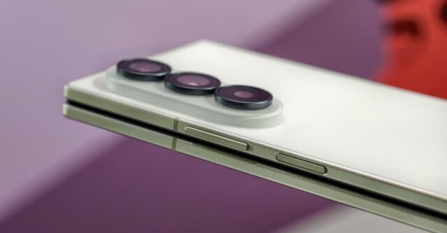samsung-galaxy-z-fold-8-ultra-05.jpg