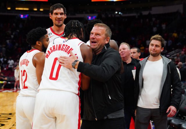 san-antonio-spurs-v-houston-rockets-1.jpg