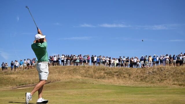 scottie-scheffler-united-states-plays-1095271710.jpg
