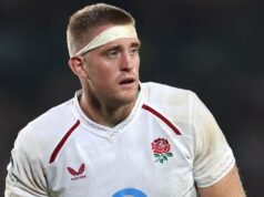 Campeonato das Nações: Jogadores de rugby da Inglaterra evitam usar camisas nacionais na Argentina enquanto jogadores de futebol se enfrentam na Copa do Mundo | Notícias da união de rugby