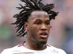 Wigan Warriors: Clube da Super League ‘horrorizado’ com abusos racistas dirigidos a Junior Nsemba após vitória do Magic Weekend sobre St Helens | Notícias do torneio de rugby
