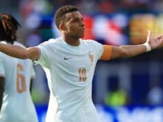 Kylian Mbappé produz desempenho de copiar e colar enquanto sua batalha na Copa do Mundo com Lionel Messi continua a criar magia | Notícias de futebol