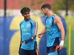 O último treino em Espanha foi cancelado devido a trovoadas. Wayne Rooney cumpriu sua promessa e entrou em confronto em Nova York.