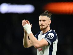 Radu Dragusin, do Tottenham, fará exames médicos na Fiorentina amanhã