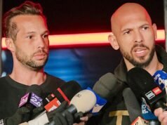Andrew e Tristan Tate no tribunal de Miami em meio a pedido de extradição britânico