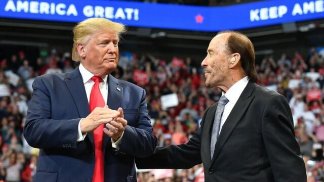 trump_with_lee_greenwood.jpg