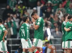O protesto do México falhou quando a Inglaterra eliminou os co-anfitriões da Copa do Mundo