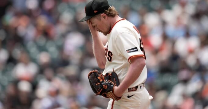A mídia social de Logan Webb causa a última dor de cabeça dos Giants A mídia social de Logan Webb causa a última dor de cabeça dos Giants