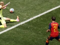 A Espanha derrotou a Áustria, continuando a manter a forma de vencer a Copa do Mundo