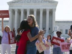 A Suprema Corte decidiu que os estados podem proibir atletas trans de equipes esportivas femininas