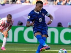 Senador paraguaio exige que Kylian Mbappé, estrela da Copa do Mundo, peça desculpas