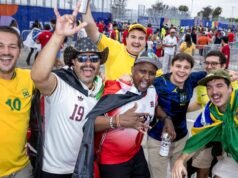 Os fãs da Copa do Mundo se reúnem em In-N-Out, Erewhon, para experimentar a Califórnia