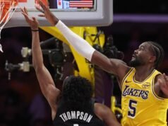 Lakers trocam Deandre Ayton com Wizards por Jaden Hardy, escolhas de draft